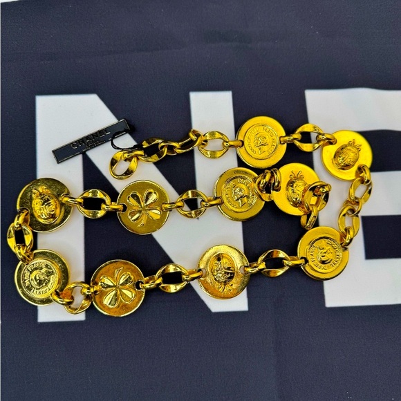 Chanel Vintage Bold Coin Charms Belt Rare 1980 - Picture 1 of 5